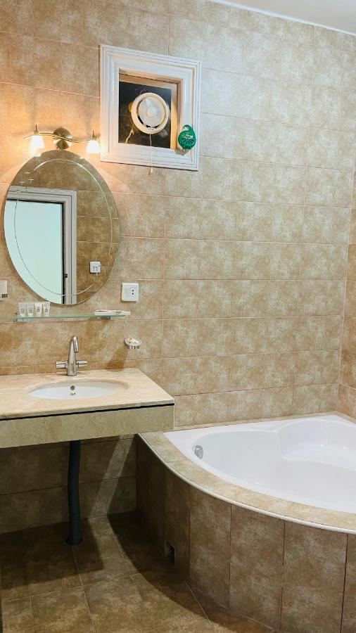 Liberty Hotel Bahrain 외부 사진